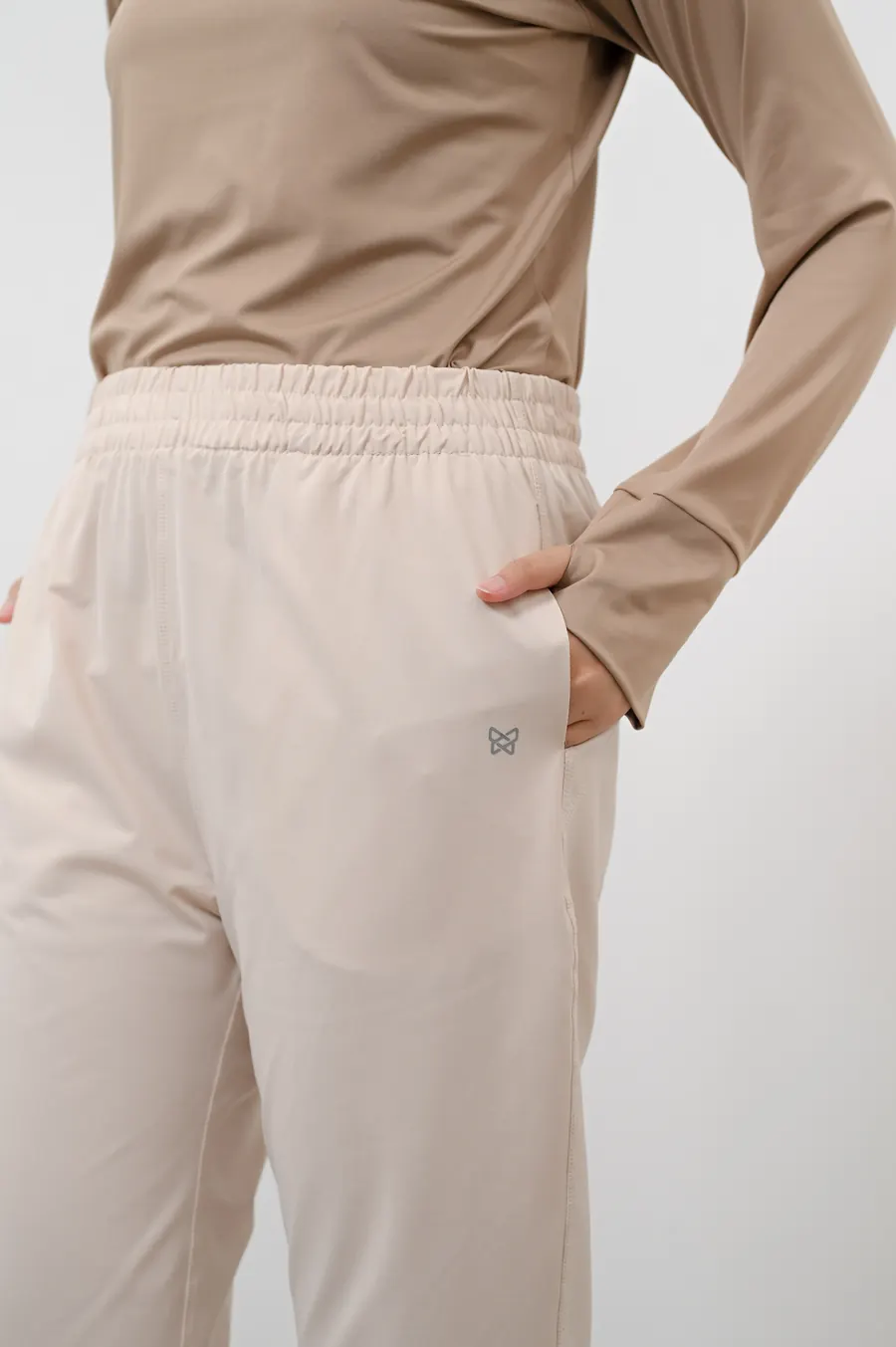 Atalon Recovery Lounge Pants waistband pocket and fabric detail